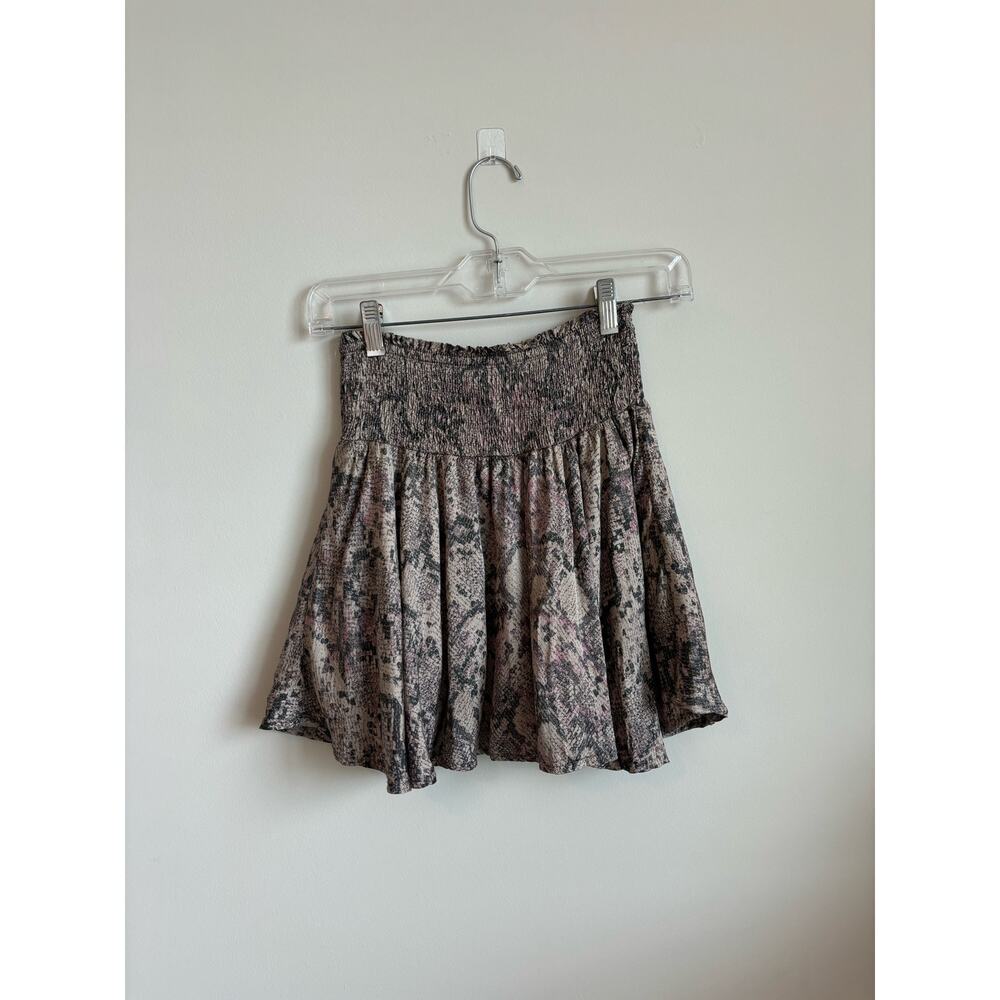 Karlie Snakeprint Flowy‎ Smocked Mini Skirt Skort Sz Small